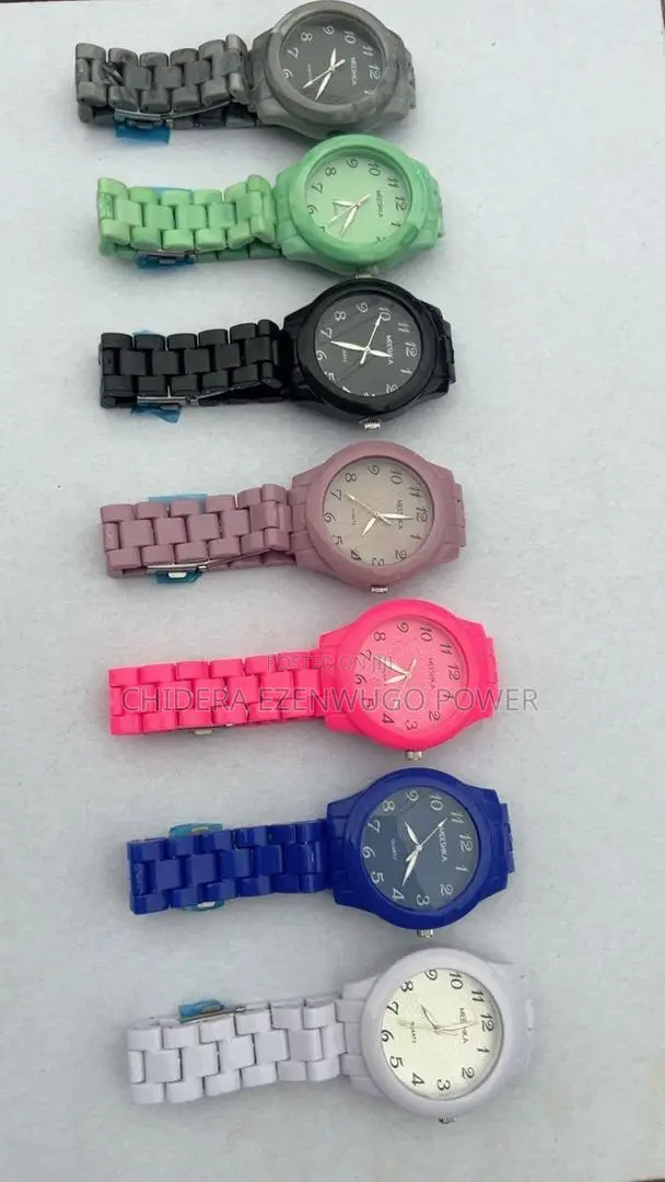Normal Rubber Chain Wrist Watch