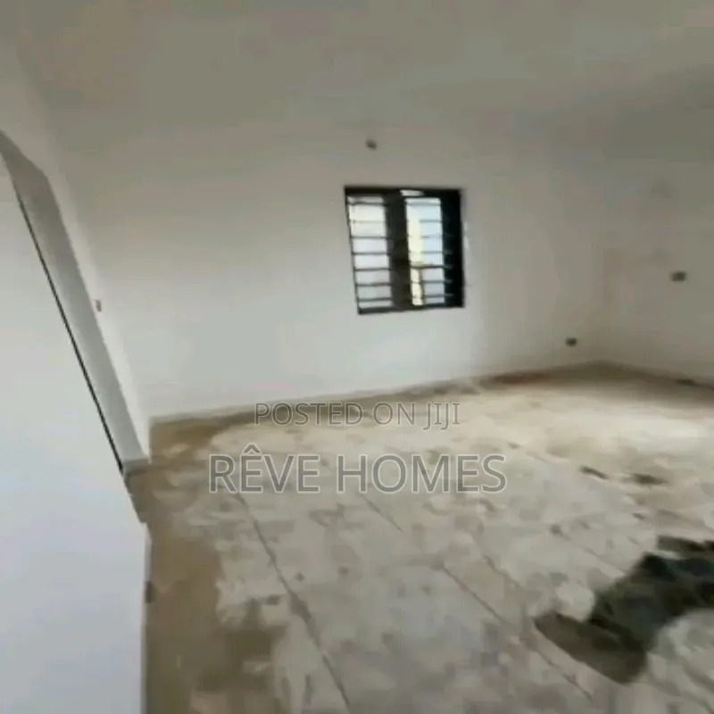 Studio Apartment in CHallenge / Mushin for rent