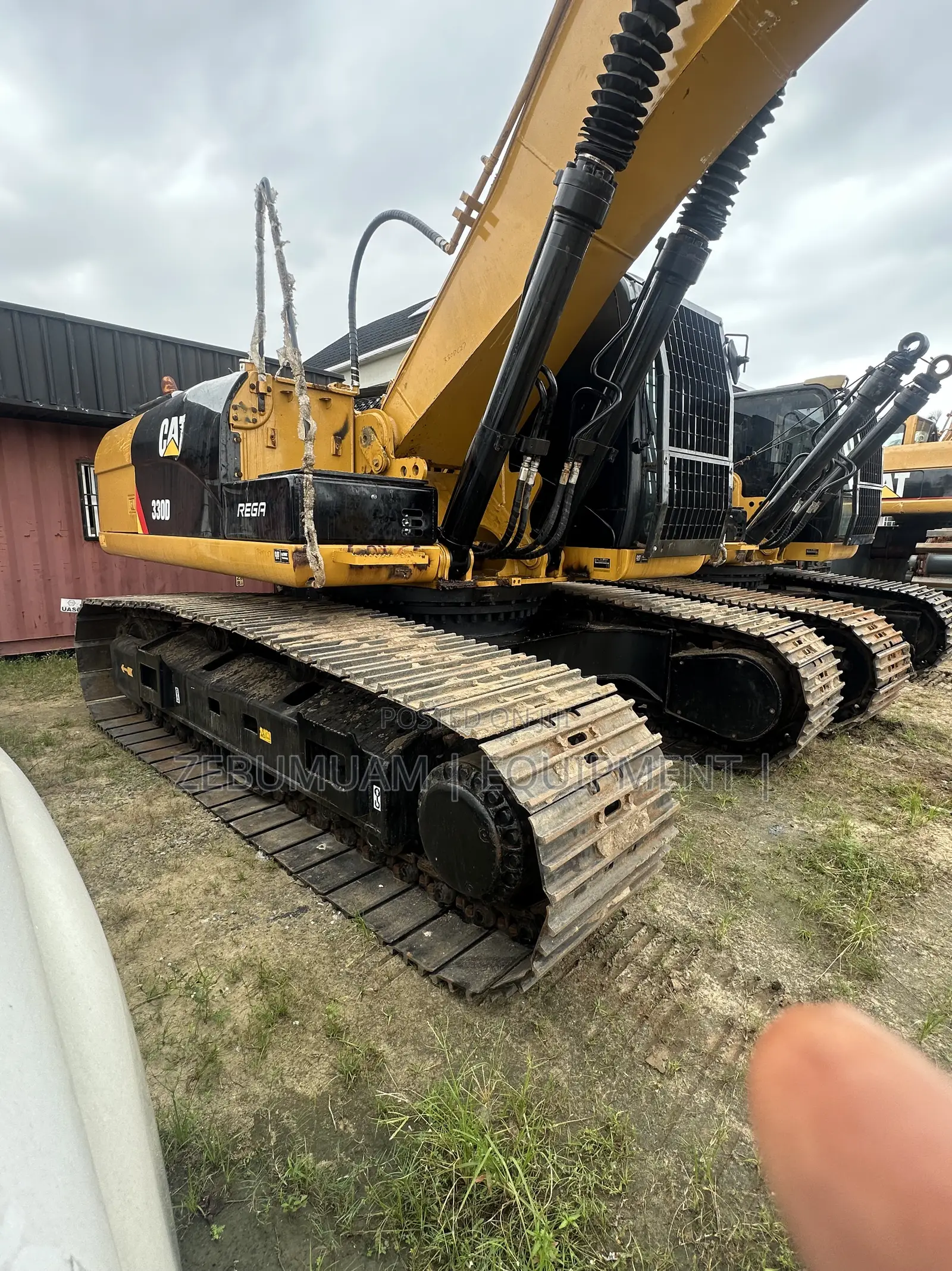 Foreign Used Cat Excavator 330D for Sale. Price 180M Naira Only