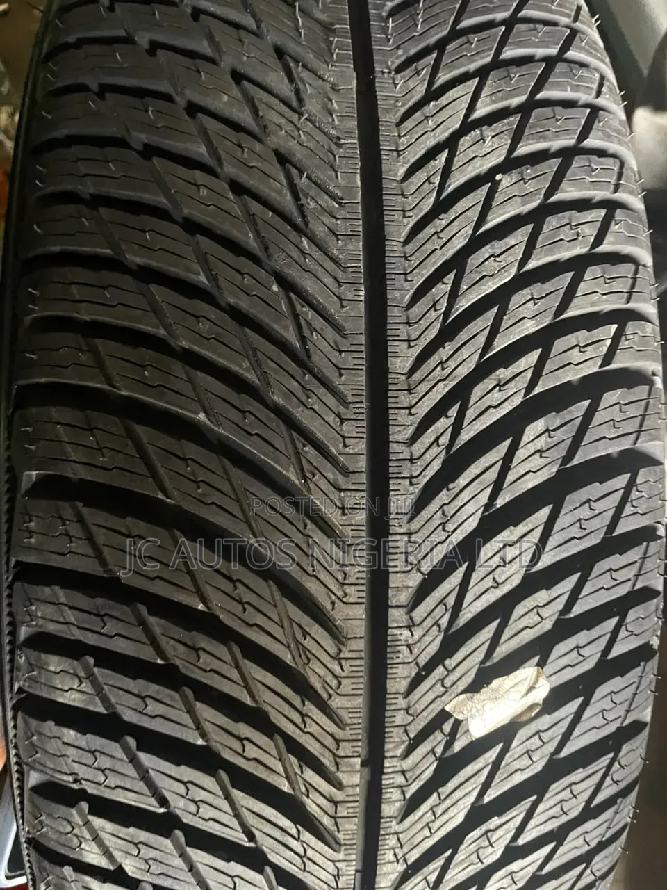 255/70r18 Michelin Pilot Alphin 5 SUV