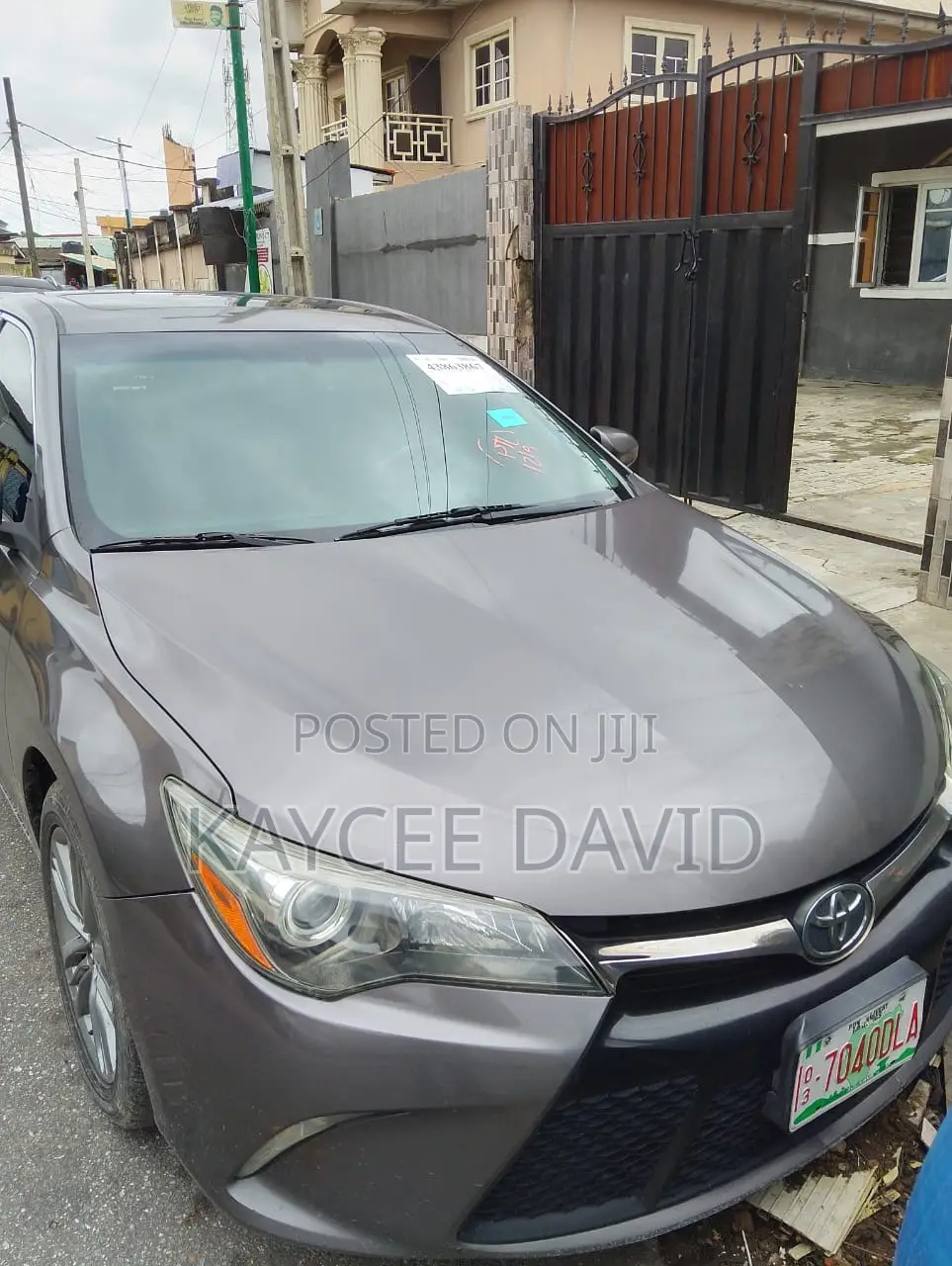 Toyota Camry SE 4dr Sedan (2.5L 4cyl 6A) 2016 Gray