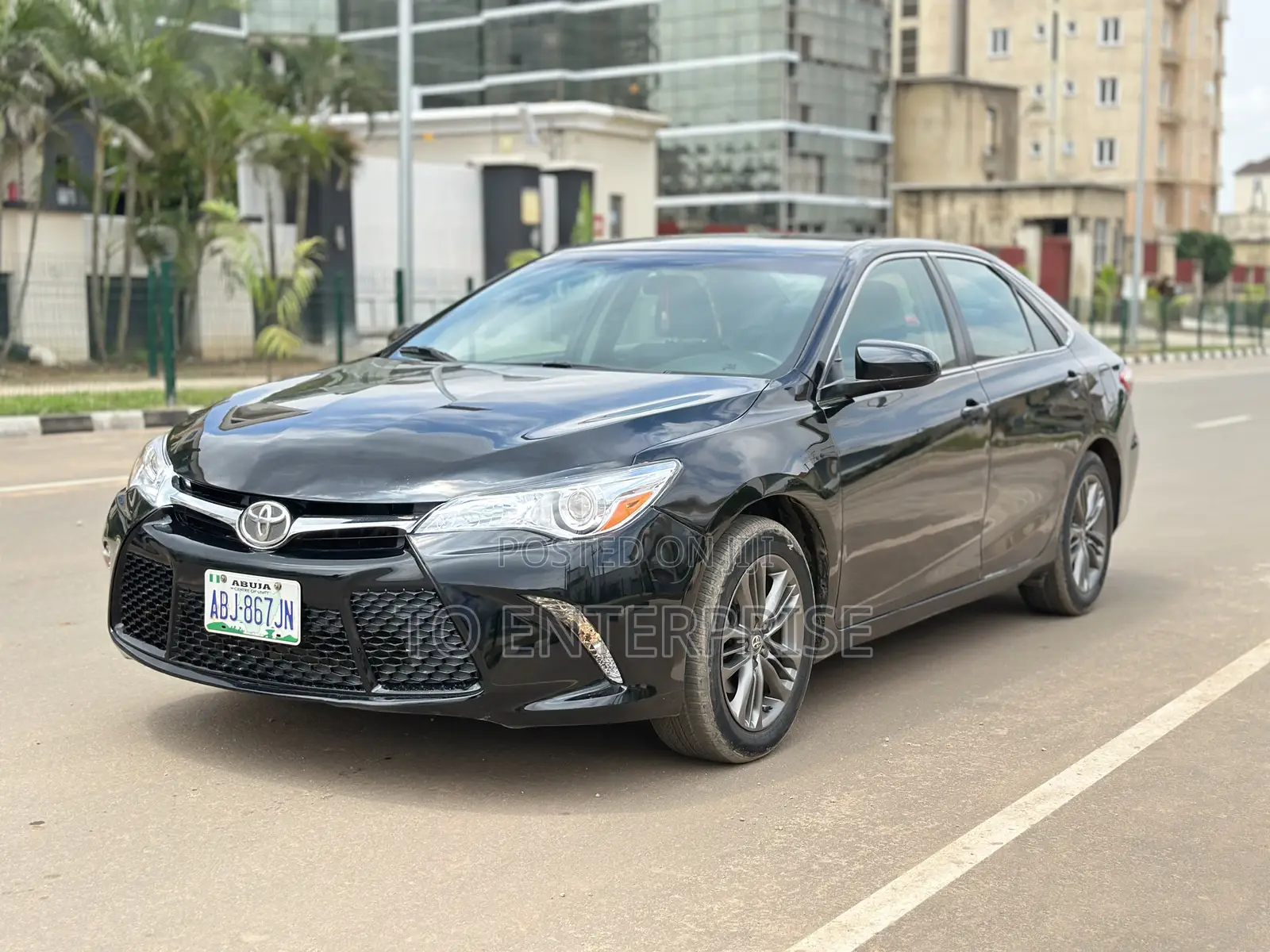 Toyota Camry 2017 Black