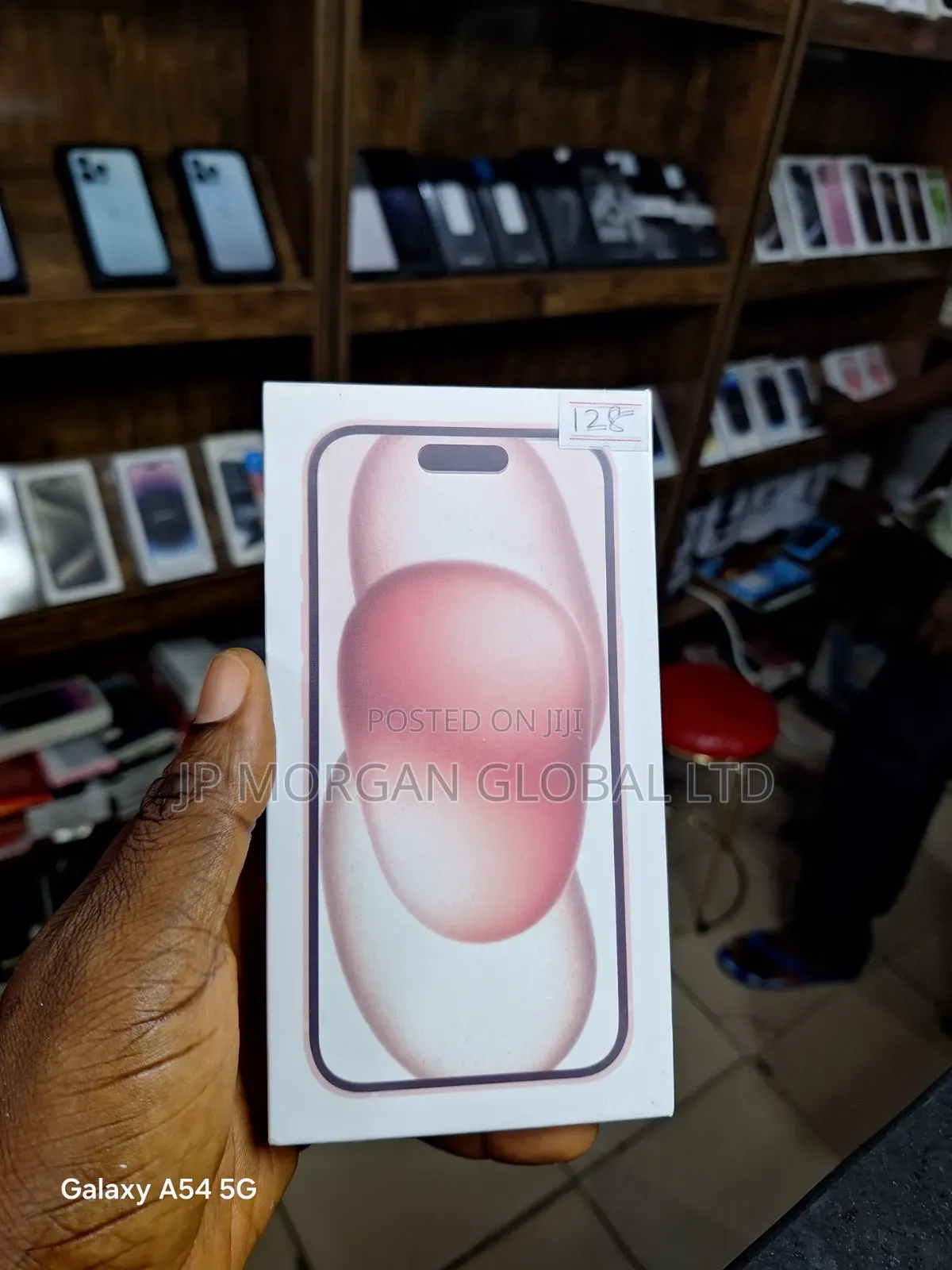 New Apple iPhone 15 128 GB Pink