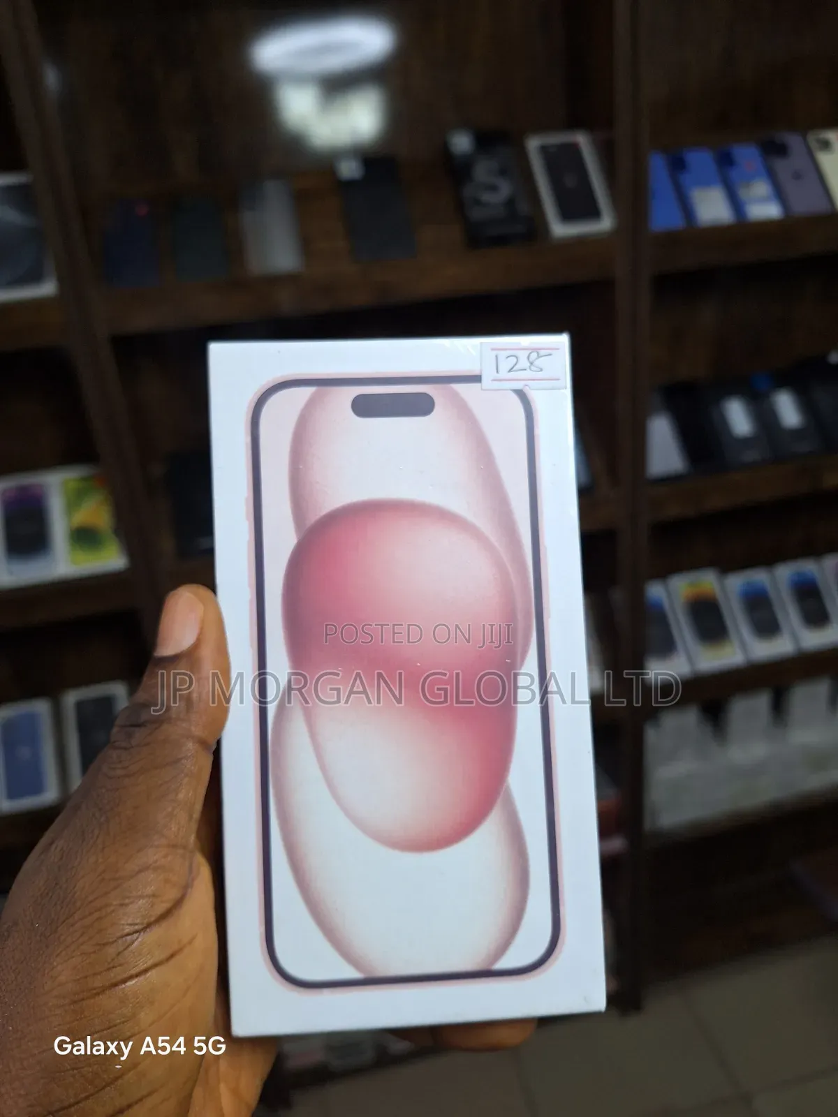 New Apple iPhone 15 128 GB Pink