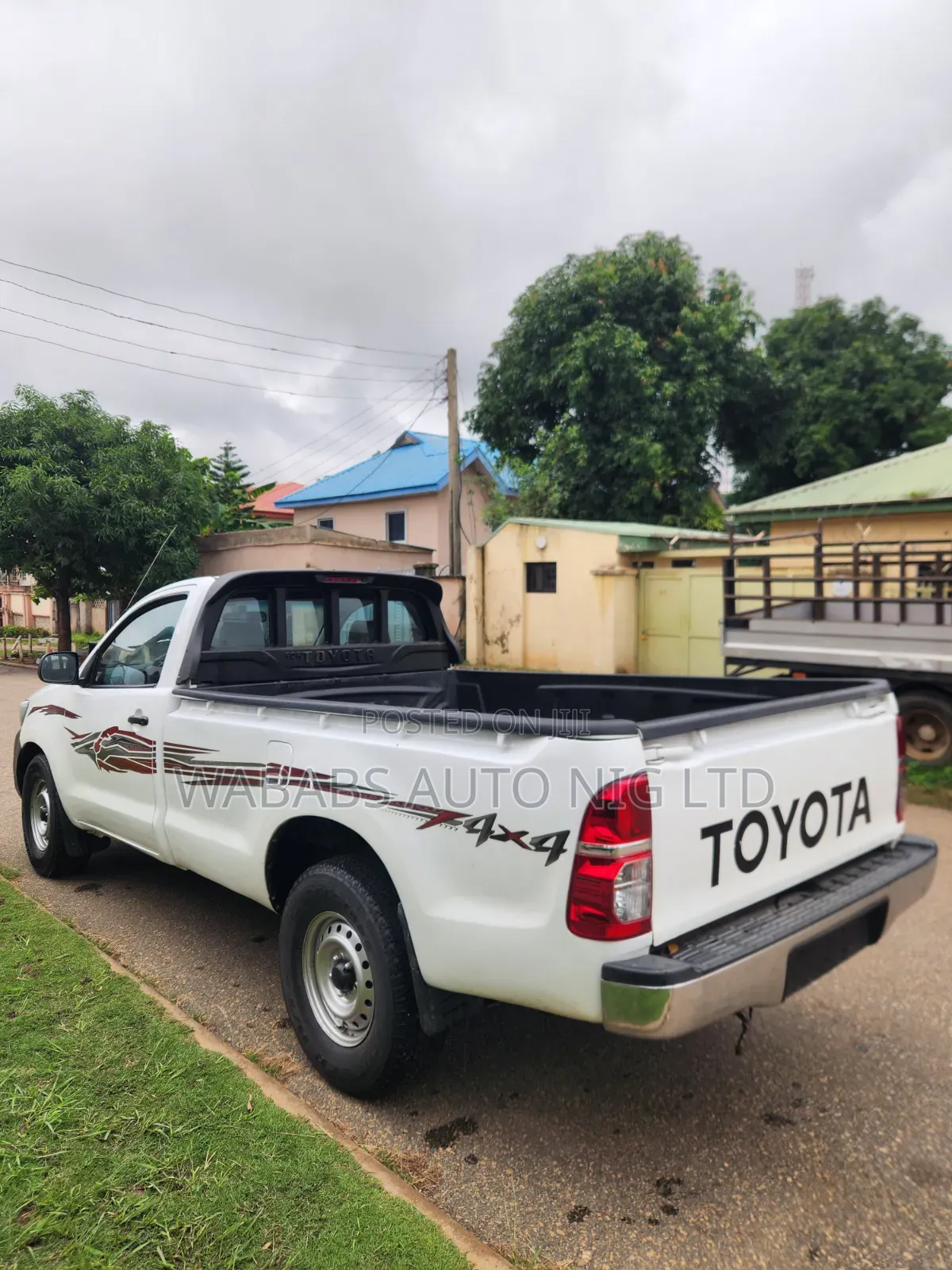 Toyota Hilux 2009 White