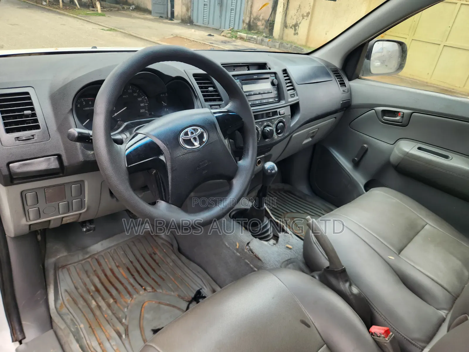 Toyota Hilux 2009 White