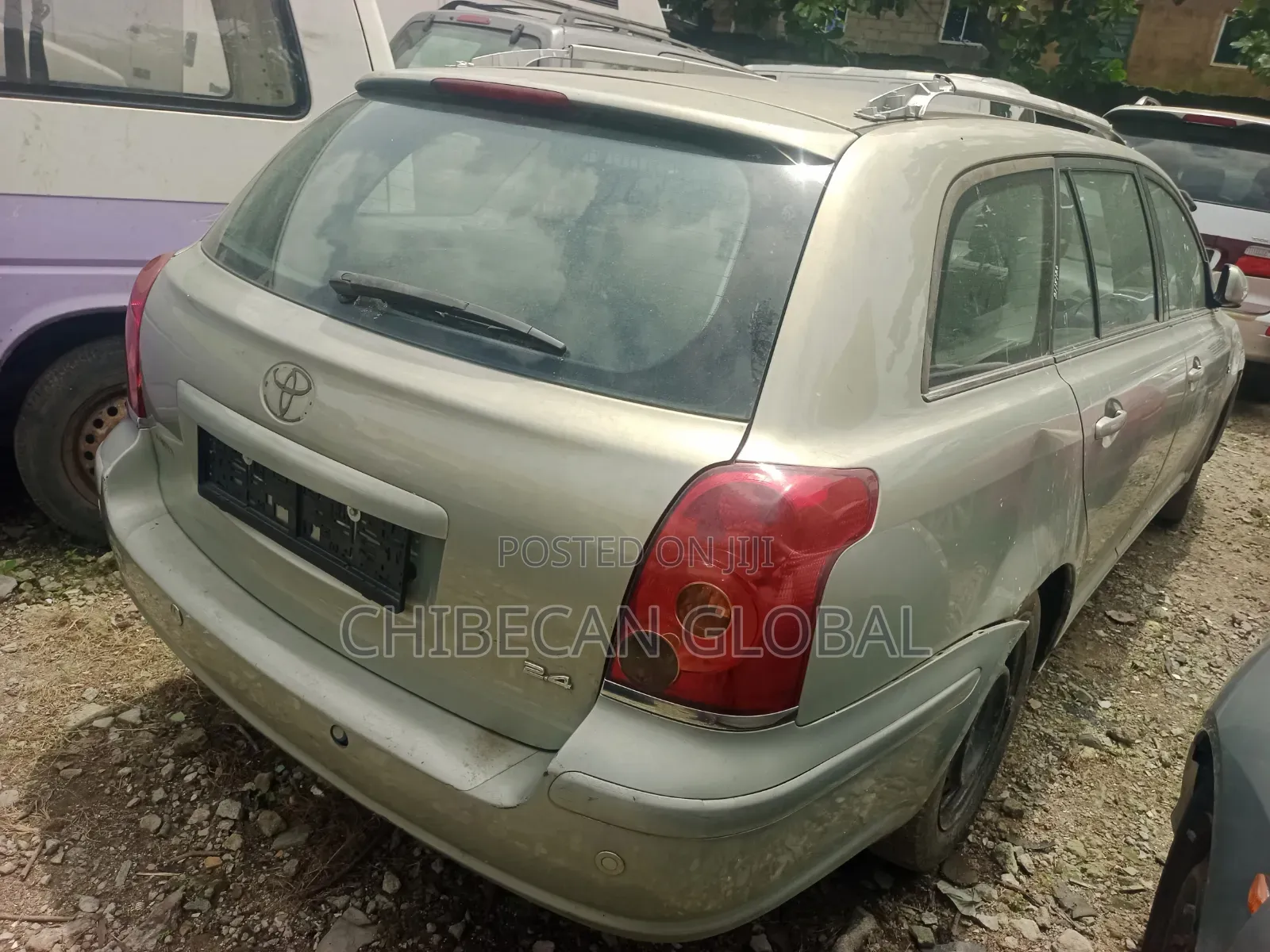 Toyota Avensis 2005 Silver