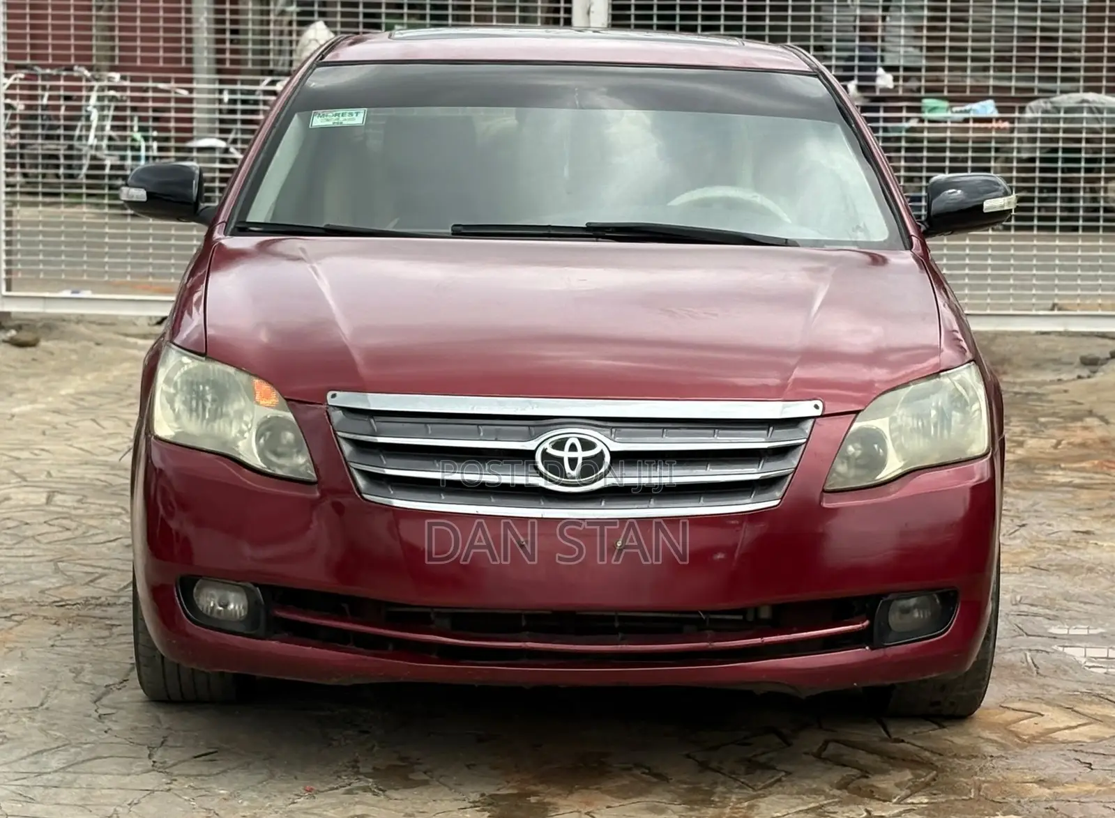 Toyota Avalon 2005 Red