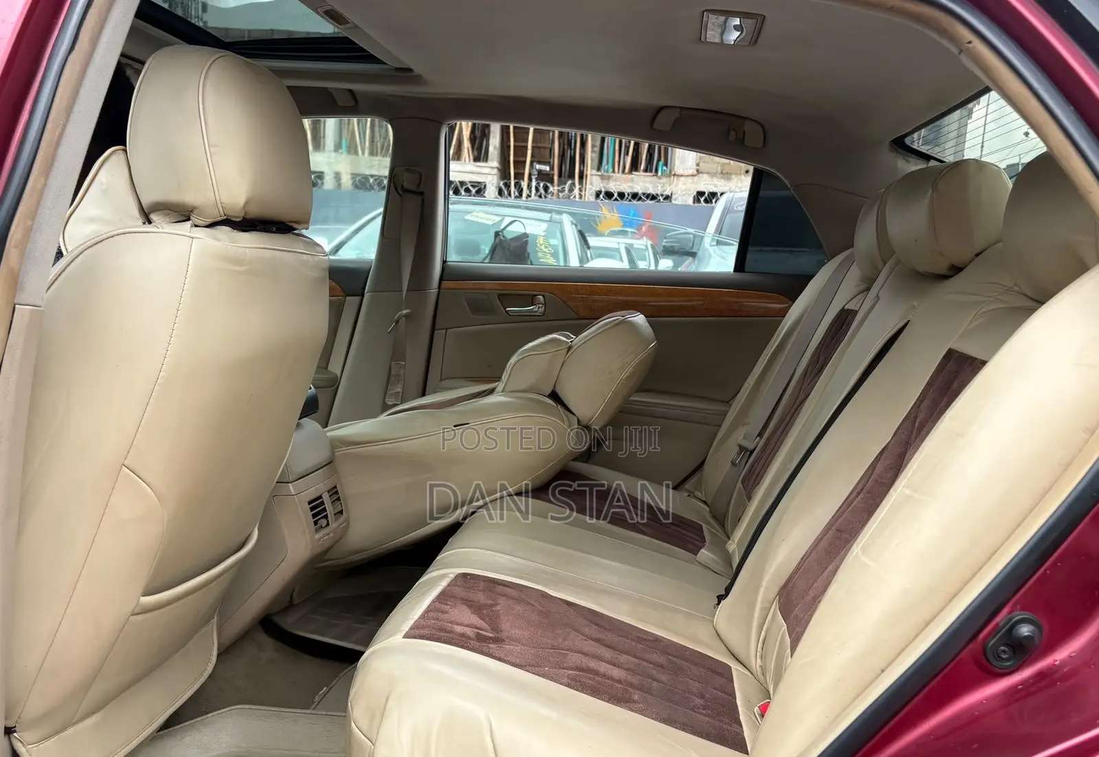 Toyota Avalon 2005 Red