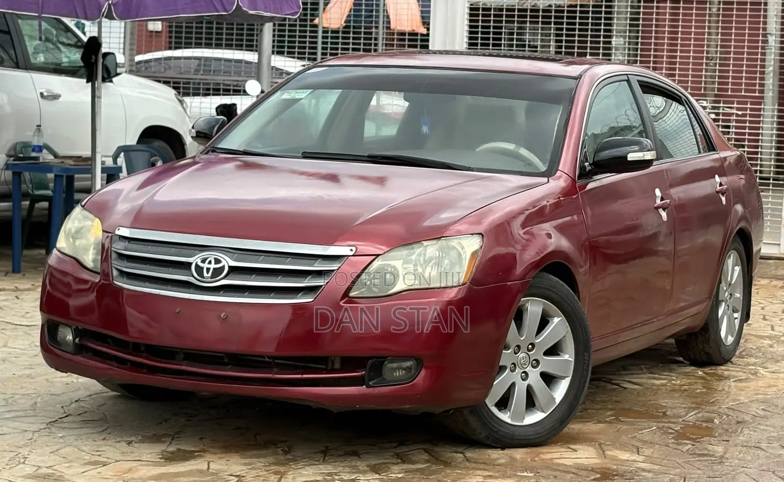 Toyota Avalon 2005 Red
