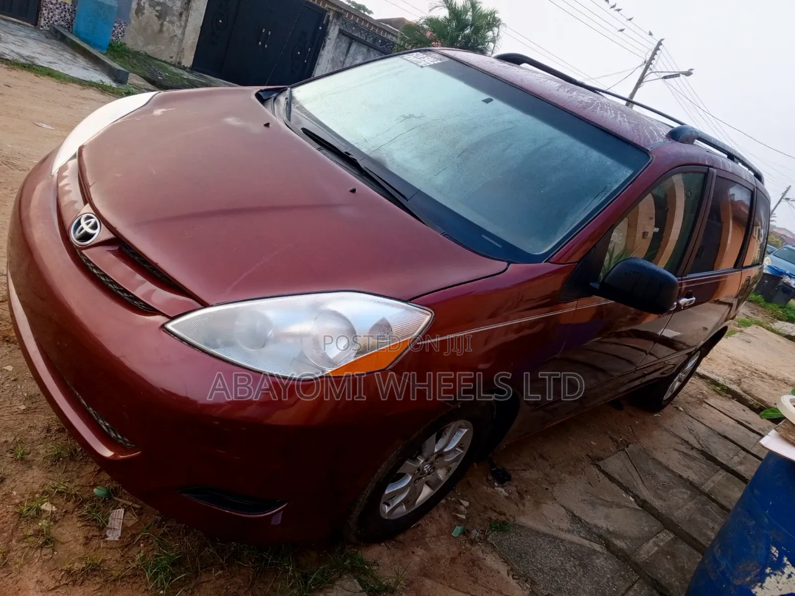 Toyota Sienna 2006 Red