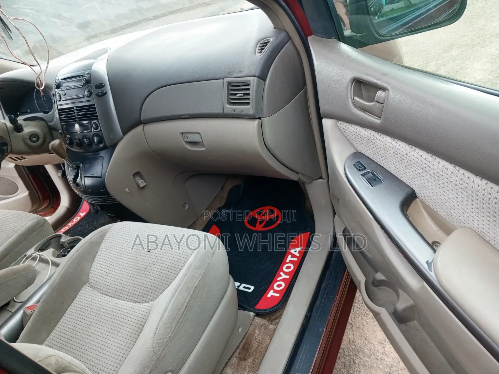 Toyota Sienna 2006 Red