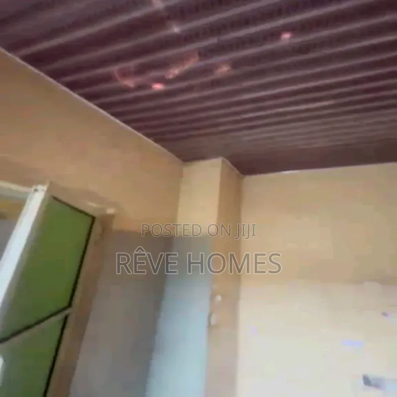Studio Apartment in Bariga / Shomolu for rent