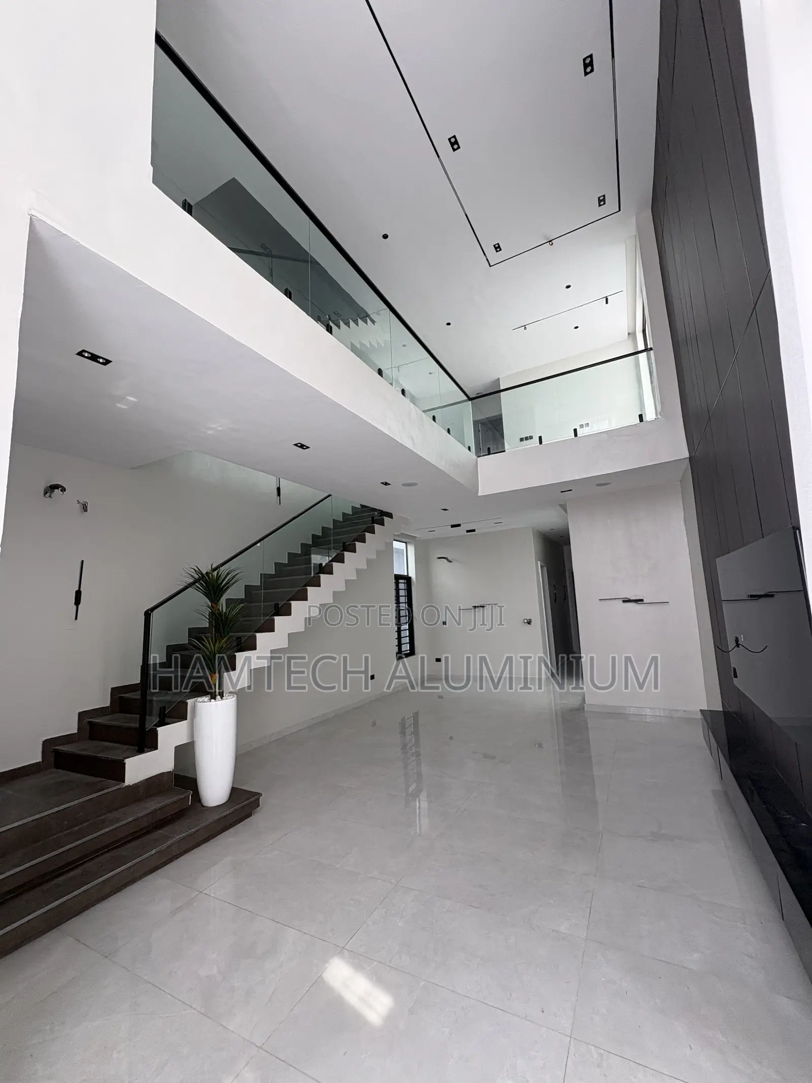Staircase Balustrade Glass