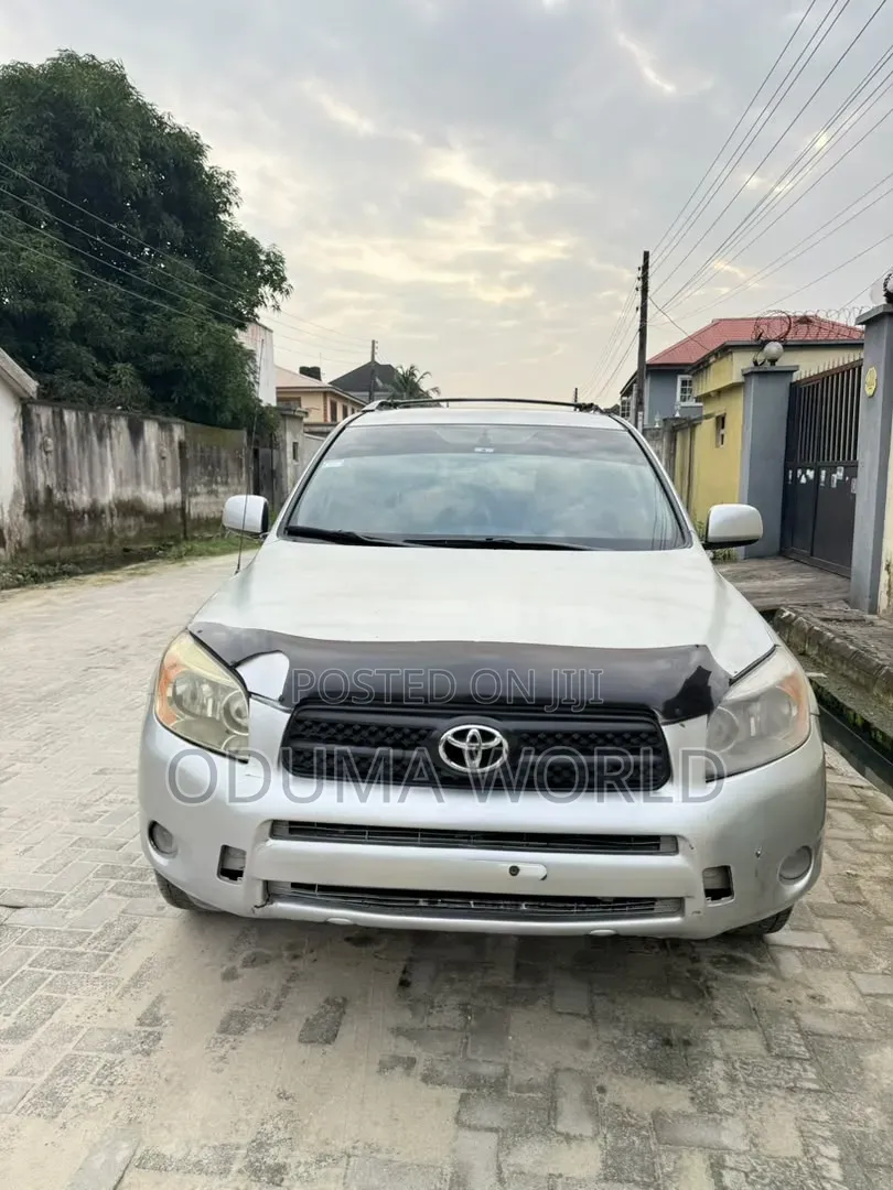 Toyota RAV4 2008 Silver