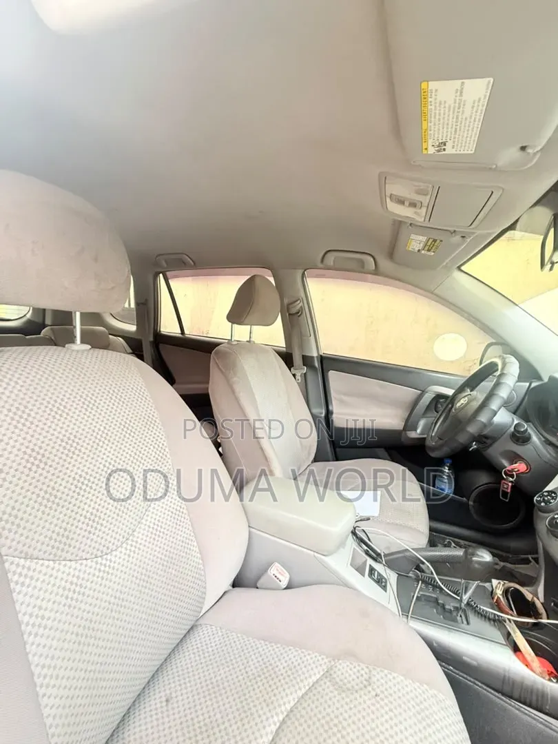 Toyota RAV4 2008 Silver