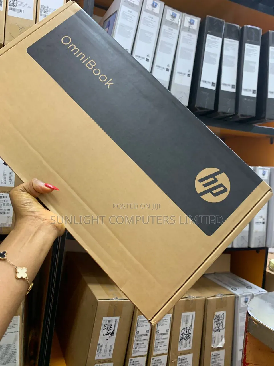 New Laptop HP OmniBook 5 Flip 16GB Intel Core 7 SSD 1T