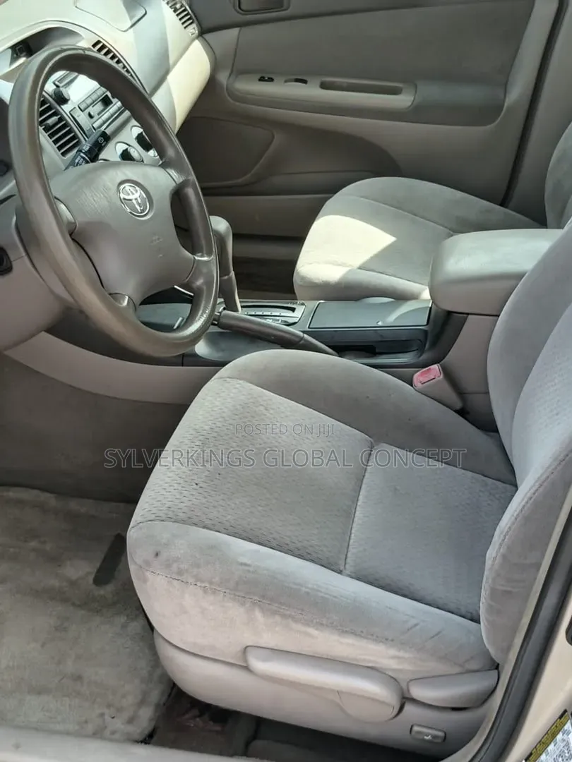 Toyota Camry 2004 Brown
