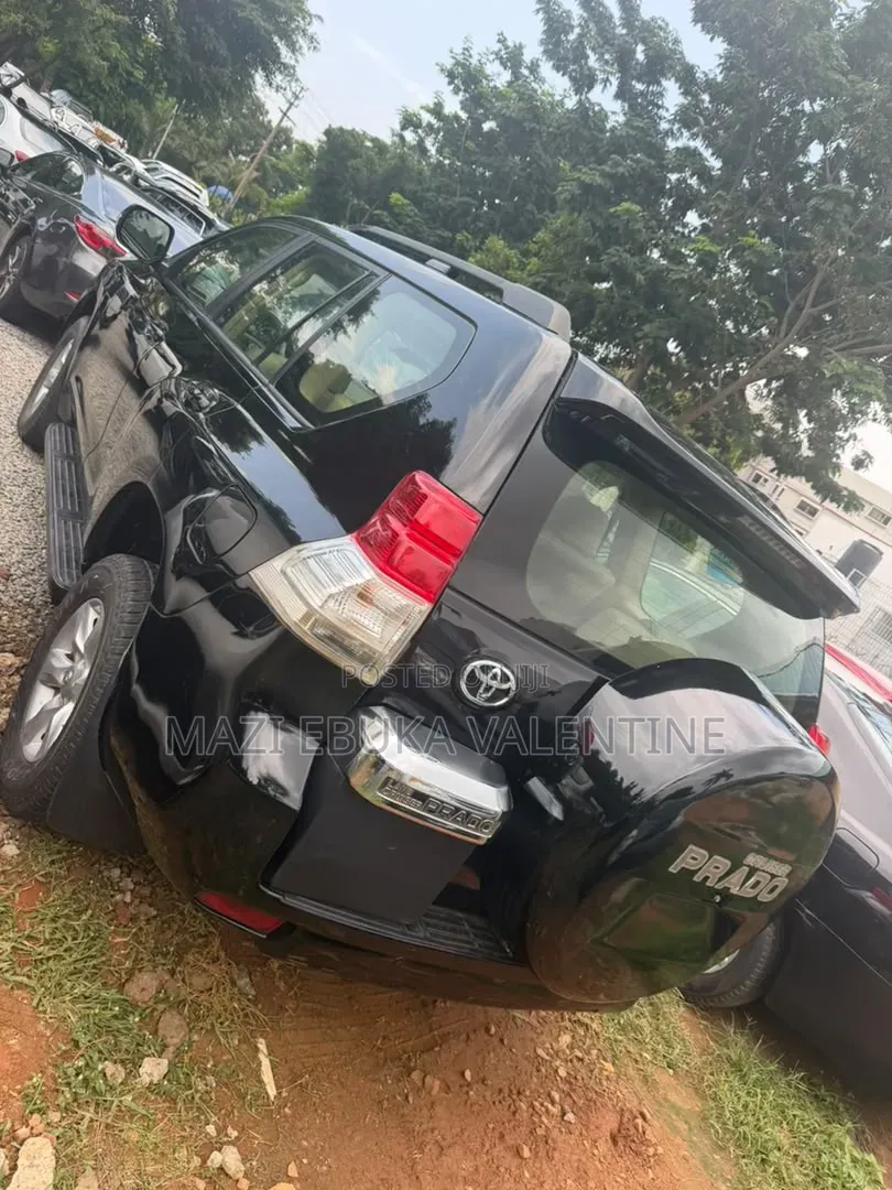 Toyota Land Cruiser Prado 2015 Black