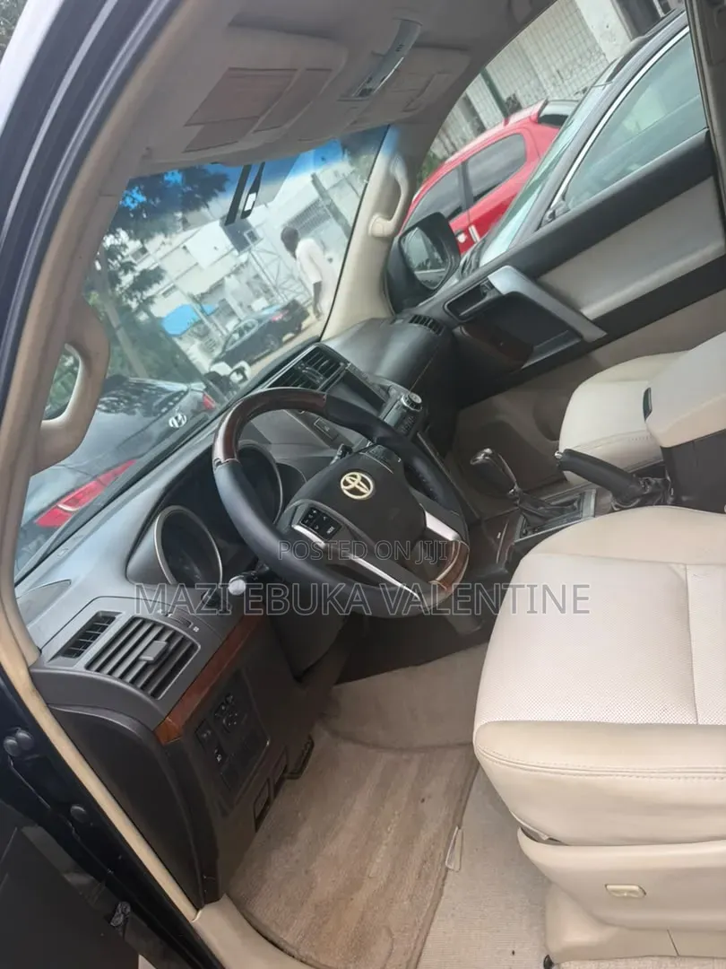 Toyota Land Cruiser Prado 2015 Black