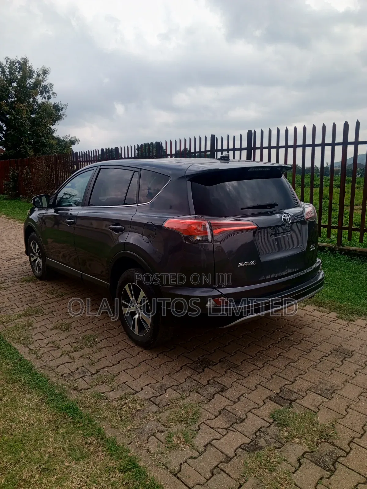 Toyota RAV4 2019 Gray
