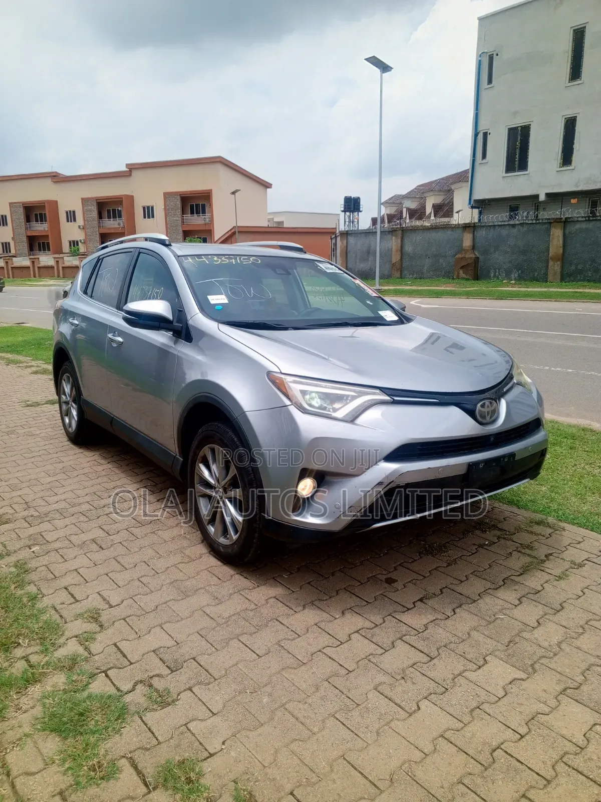 Toyota RAV4 2016 Silver