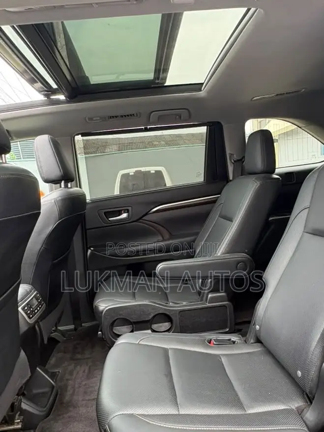 Toyota Highlander Limited V6 4x4 (3.5L 6cyl 6A) 2016 Black