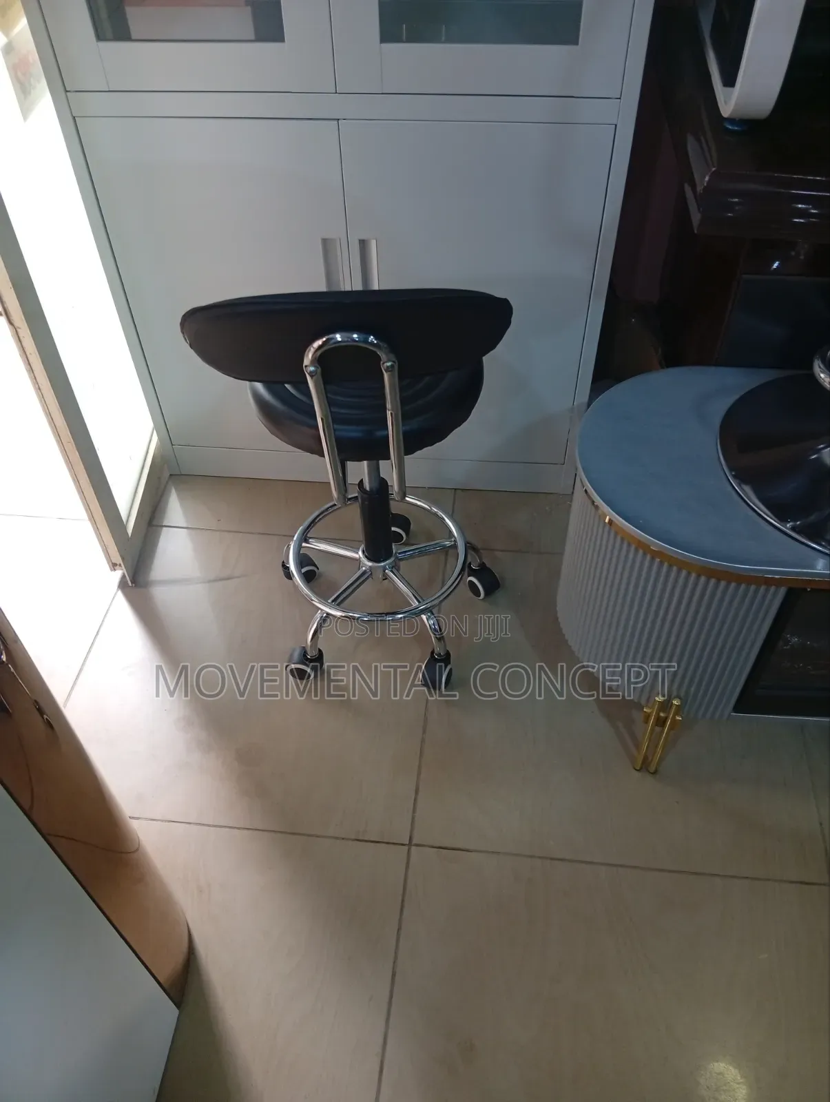 Bar Stool With Rolling Tyres