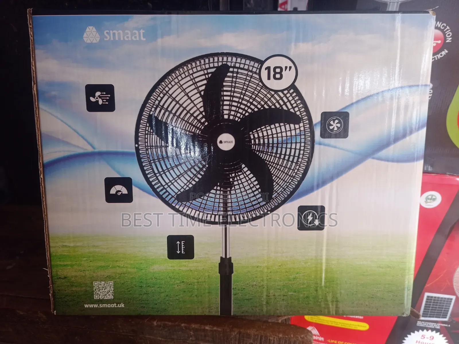 Smaat 18 Inverter Friendly Stand Fan