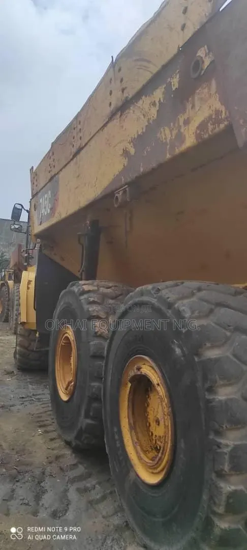 Cat Articulated Dumper 740