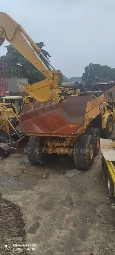 Cat Articulated Dumper 740