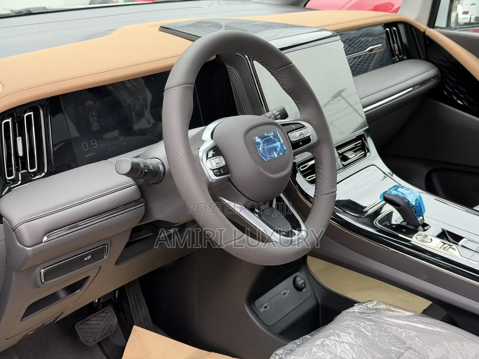 New GAC GM8 2025 White