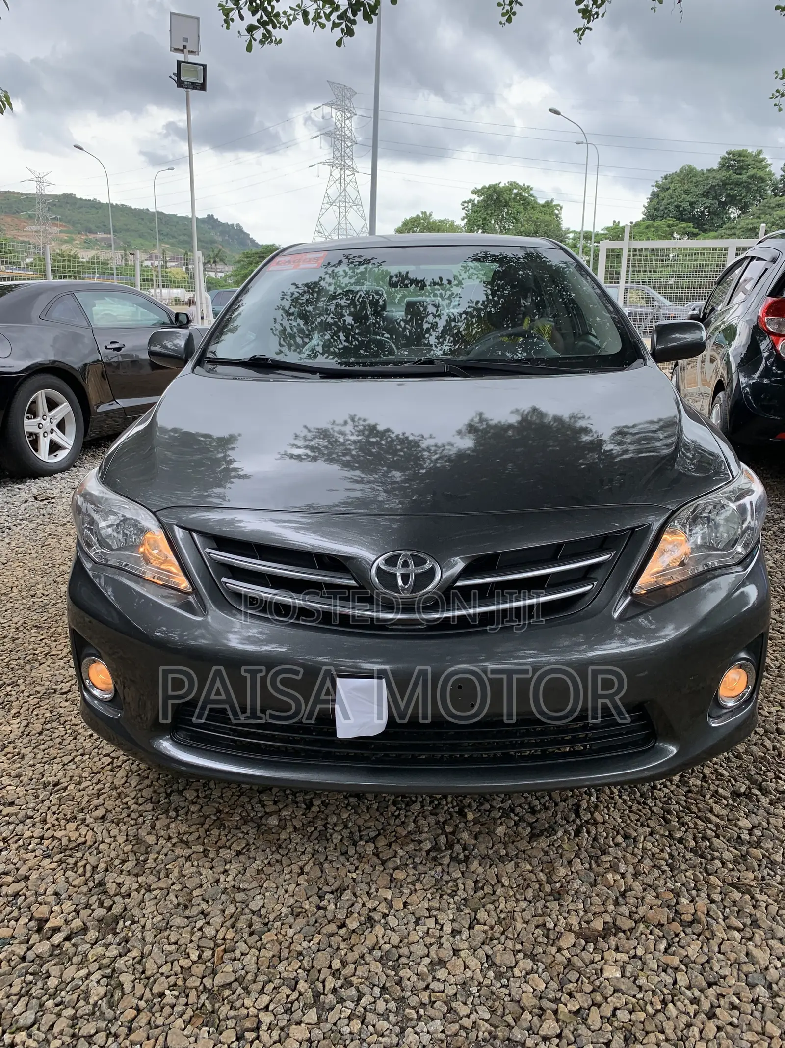 Toyota Corolla LE 4dr Sedan (1.8L 4cyl 4A) 2013 Gray
