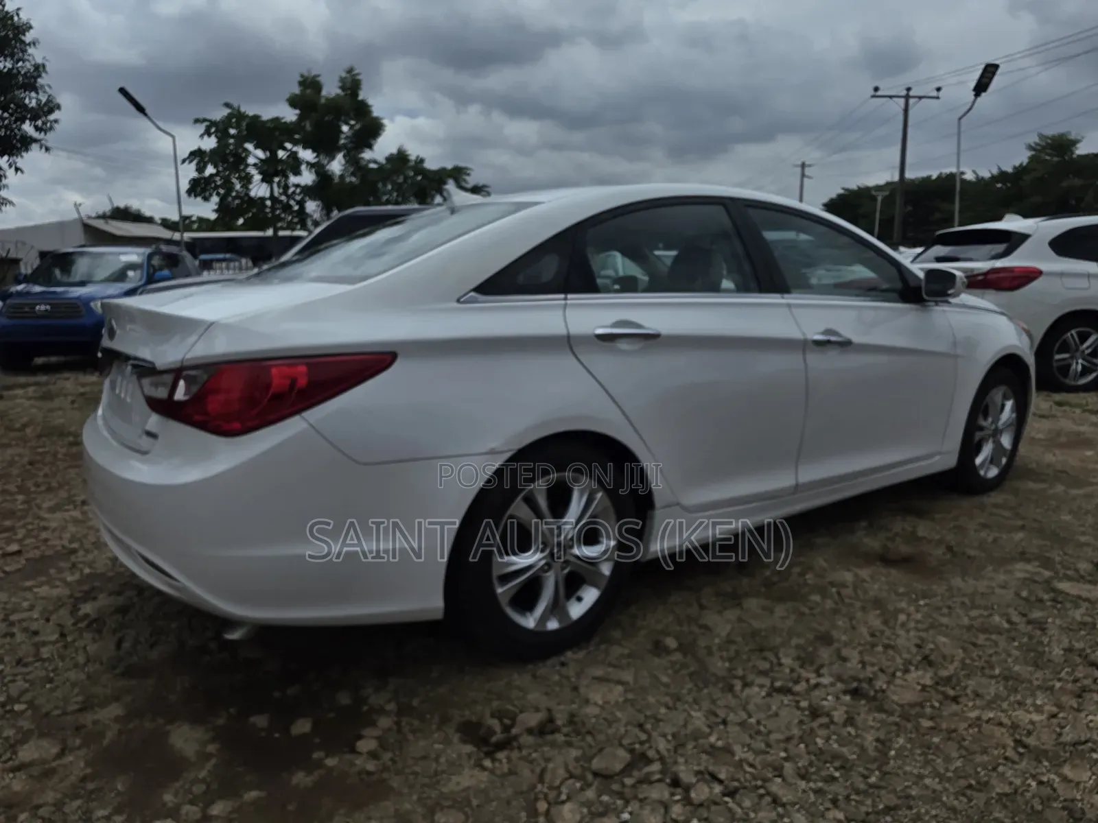 Hyundai Sonata Limited Sedan FWD (3.3L 6cyl 5A) 2010 White