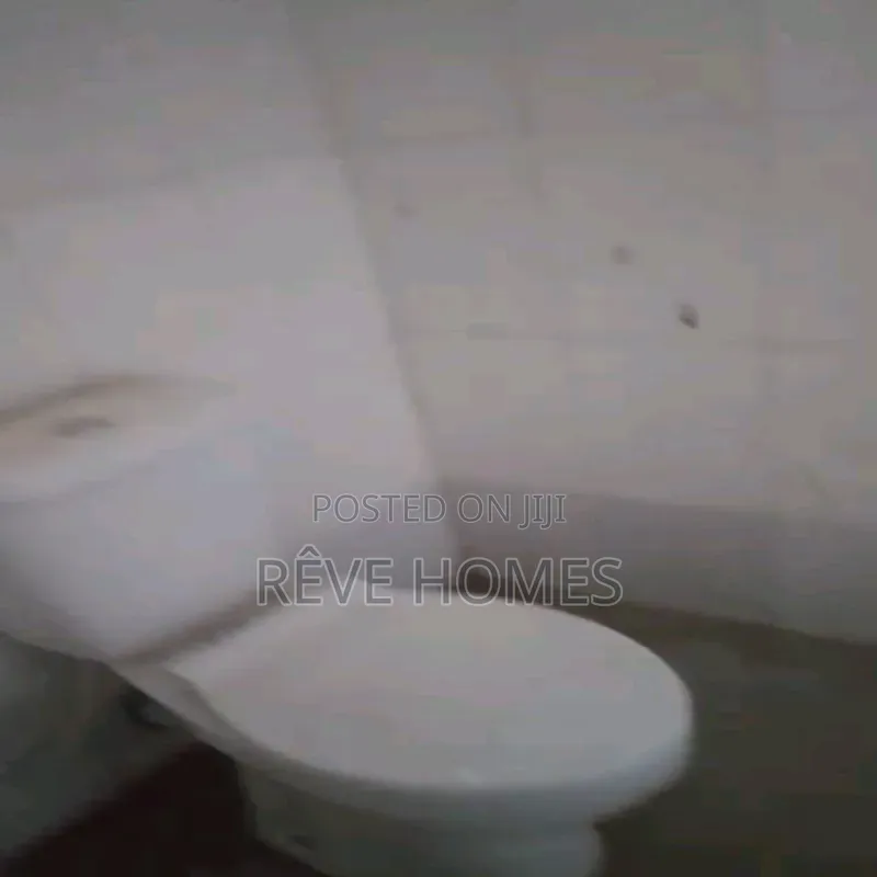 Studio Apartment in Adekunle for rent