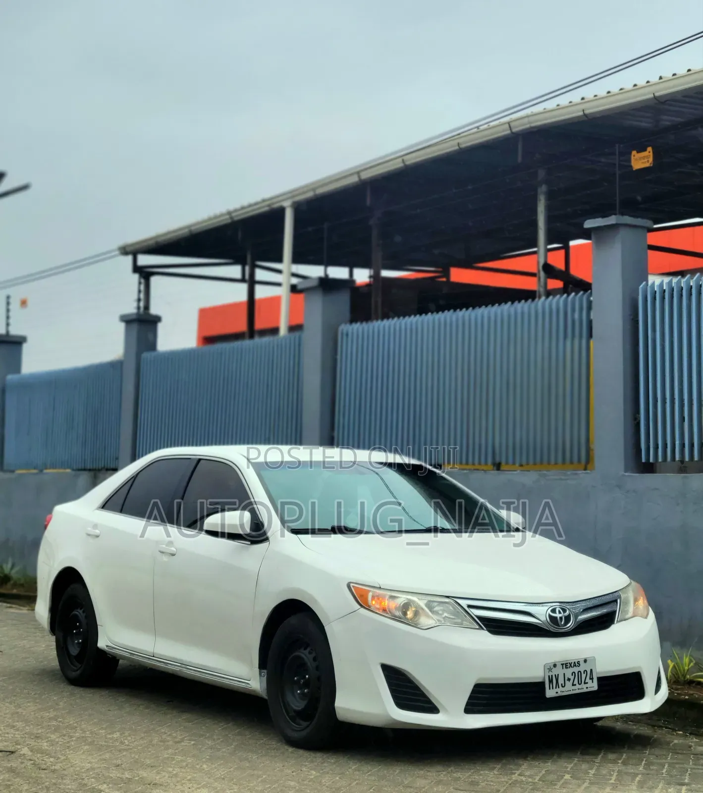 Toyota Camry 2014 White