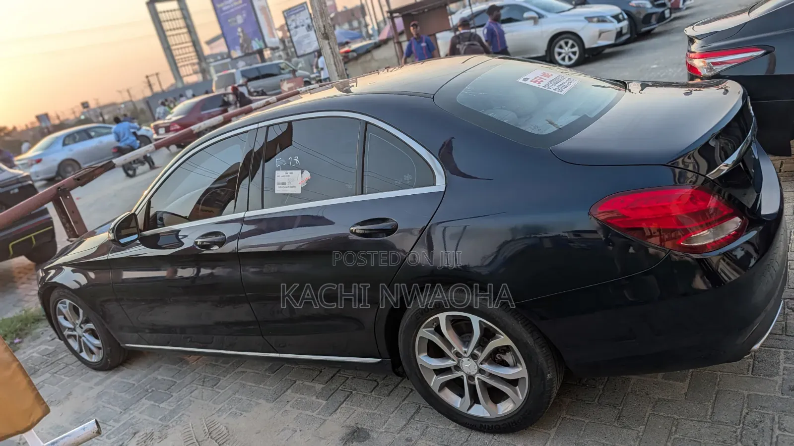 Mercedes-Benz C300 2015 Blue