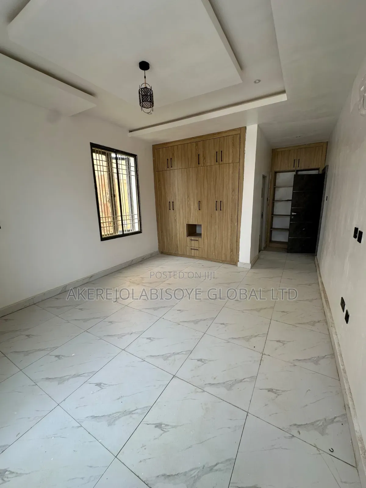3bdrm Apartment in In An Estate Around for rent