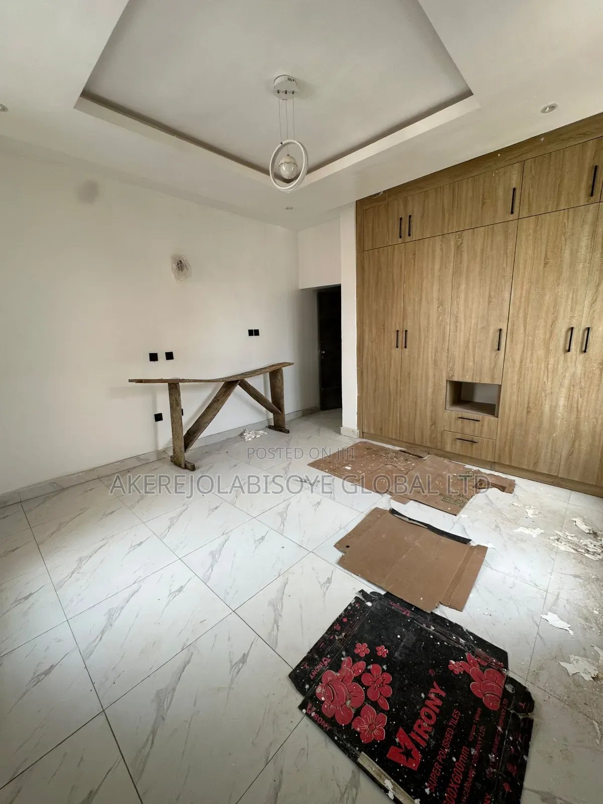3bdrm Apartment in In An Estate Around for rent