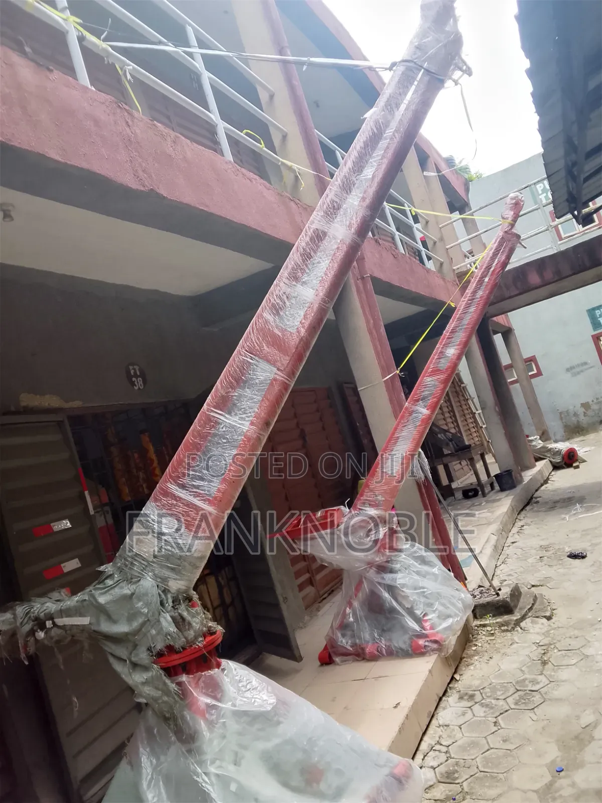 Lifting Crane
