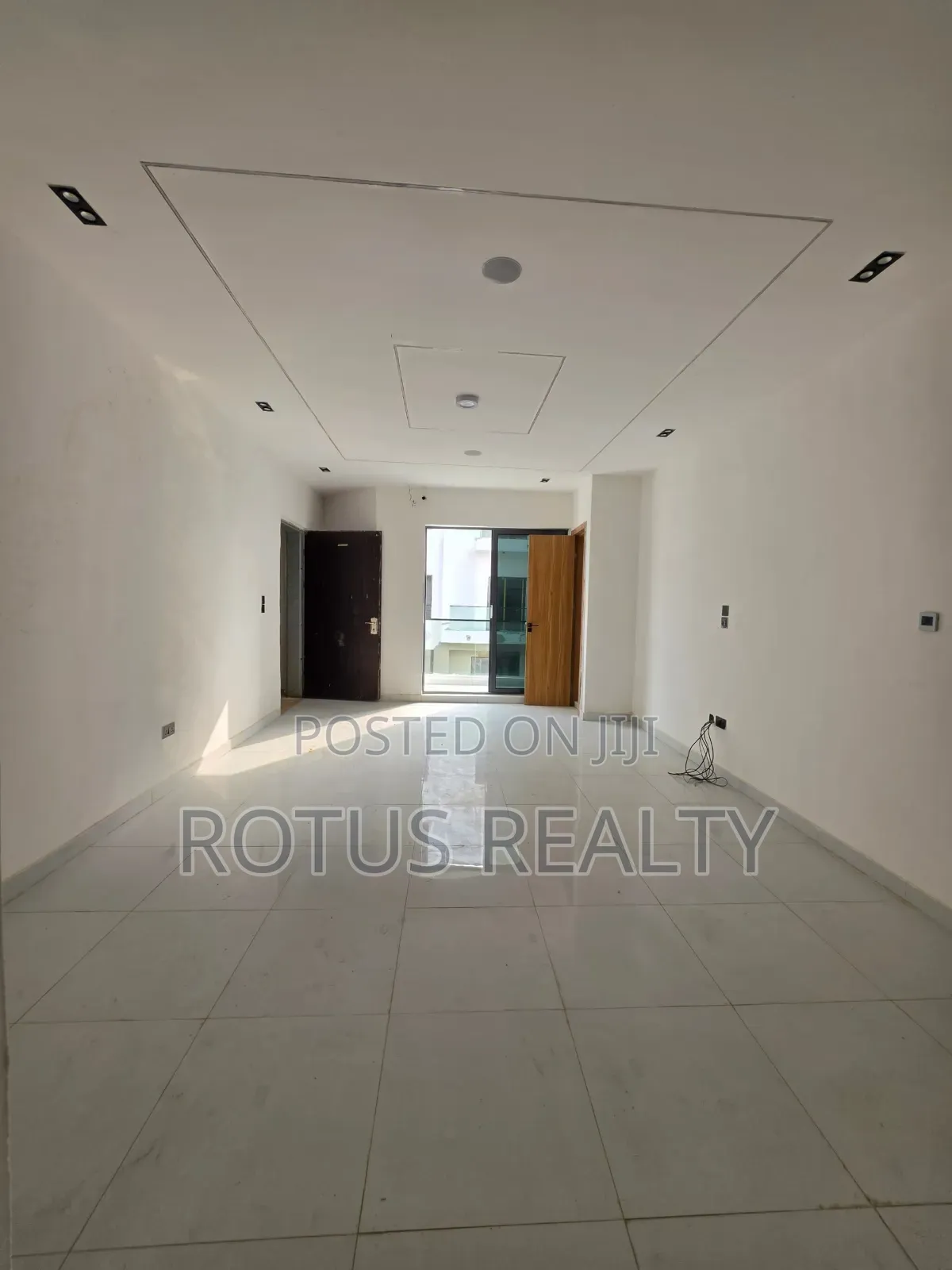 2bdrm Apartment in Victoria Island Extension for sale