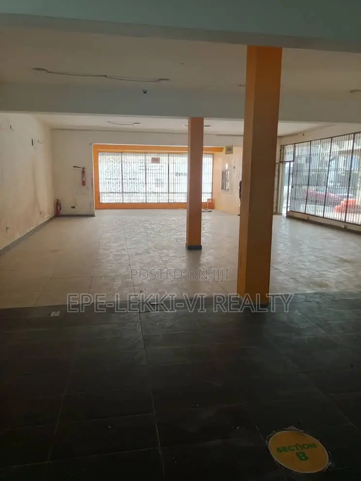 Shop/Office/Restaurant/Salon/Spa/Bakery/Etc for Lease in Lekki
