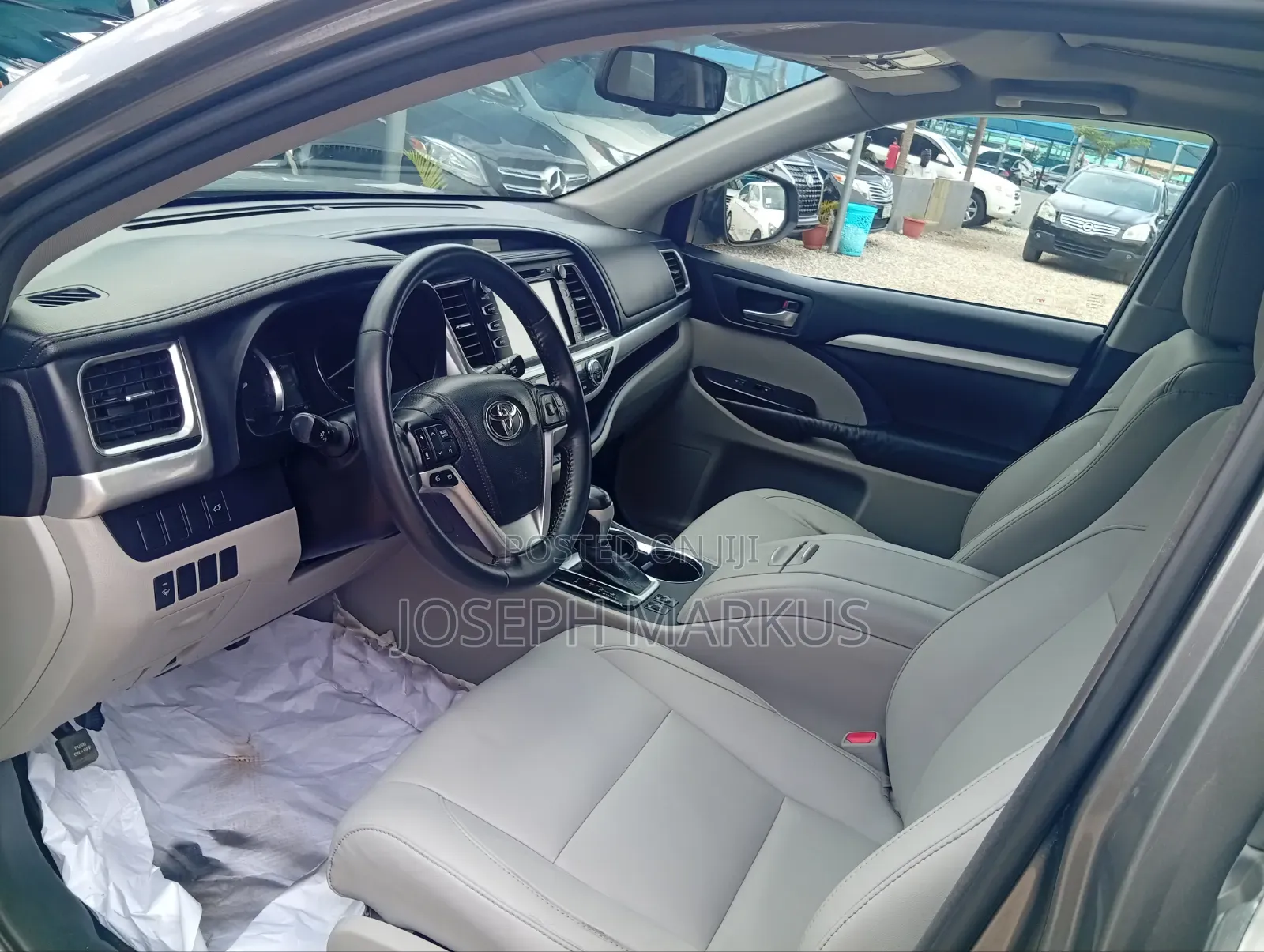 Toyota Highlander 2018 Gray