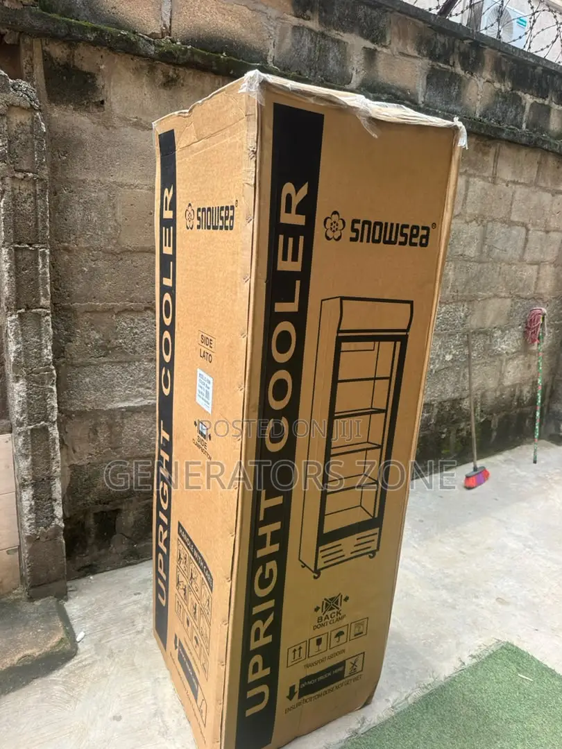 Snowsea 500L Upright Chiller for Bars and Cafes