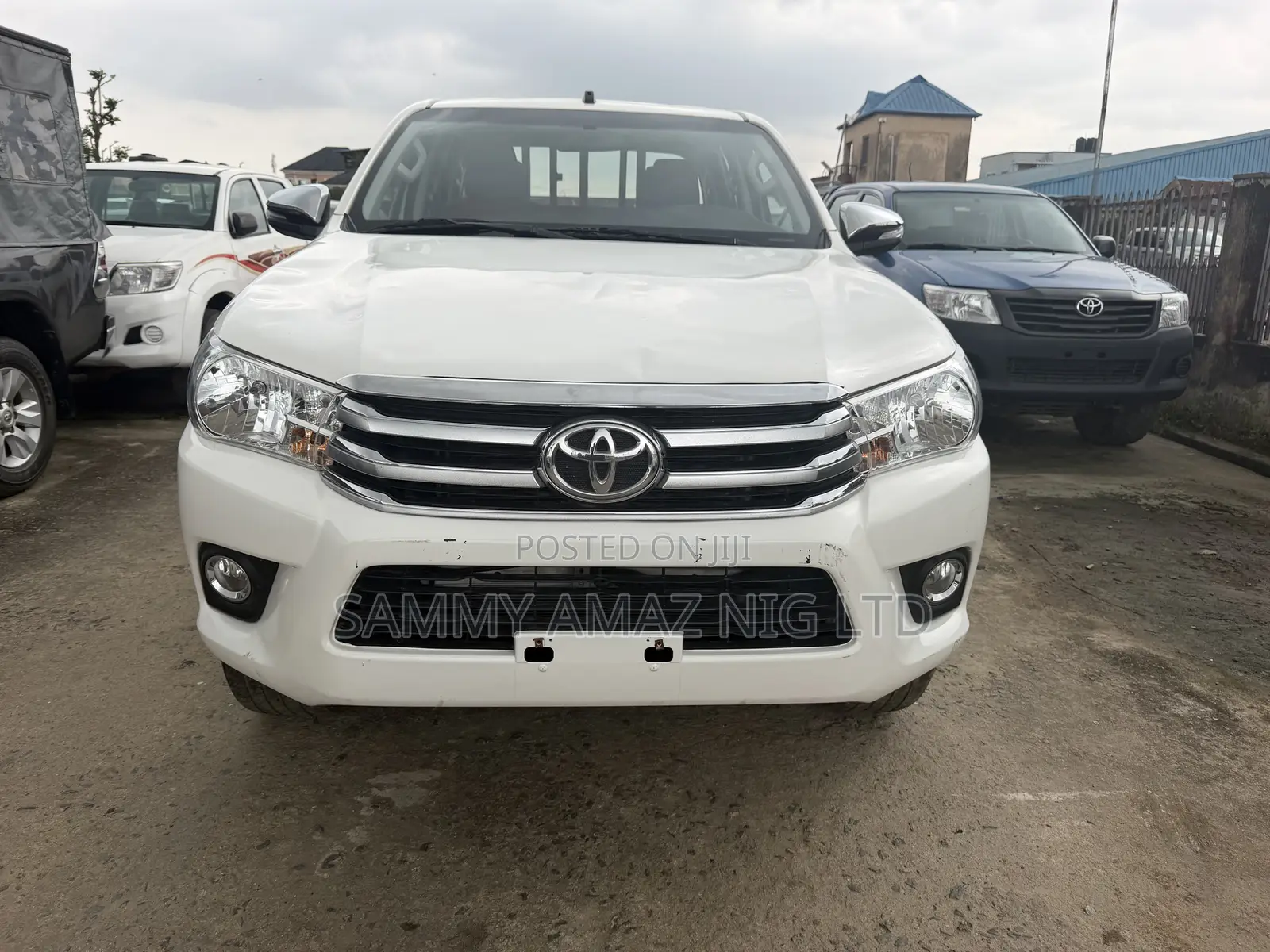 Toyota Hilux 2020 White