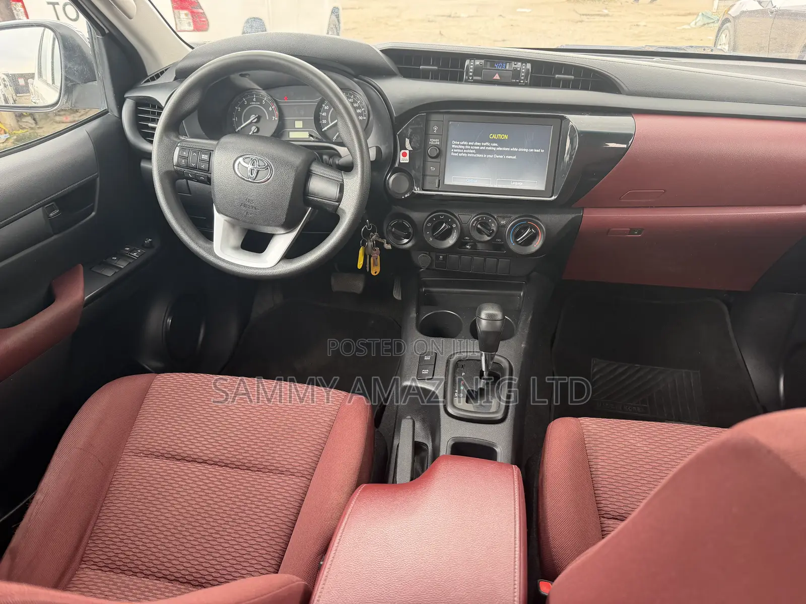 Toyota Hilux 2020 White
