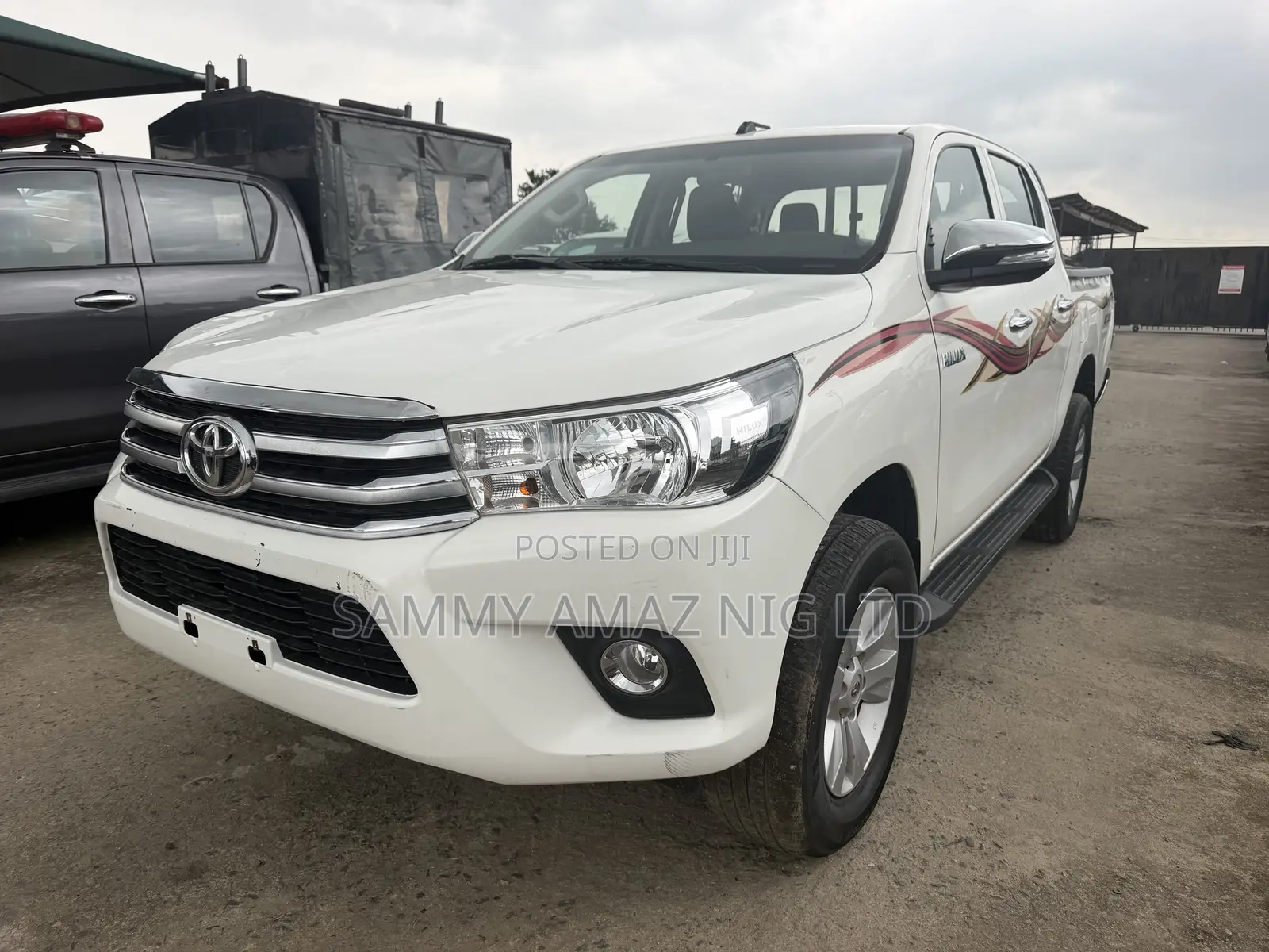 Toyota Hilux 2020 White