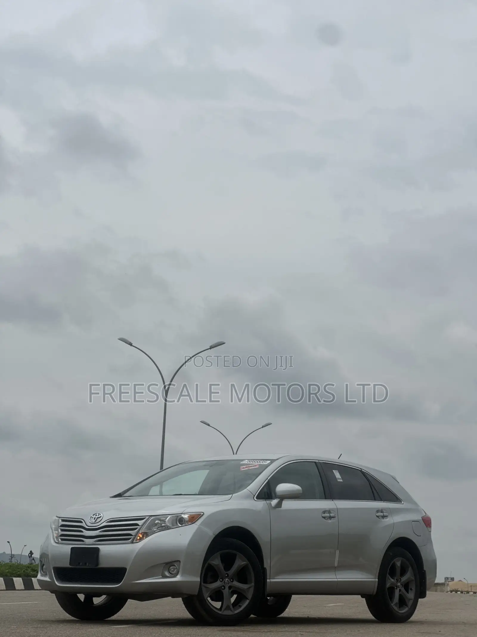 Toyota Venza LE 2011 Silver