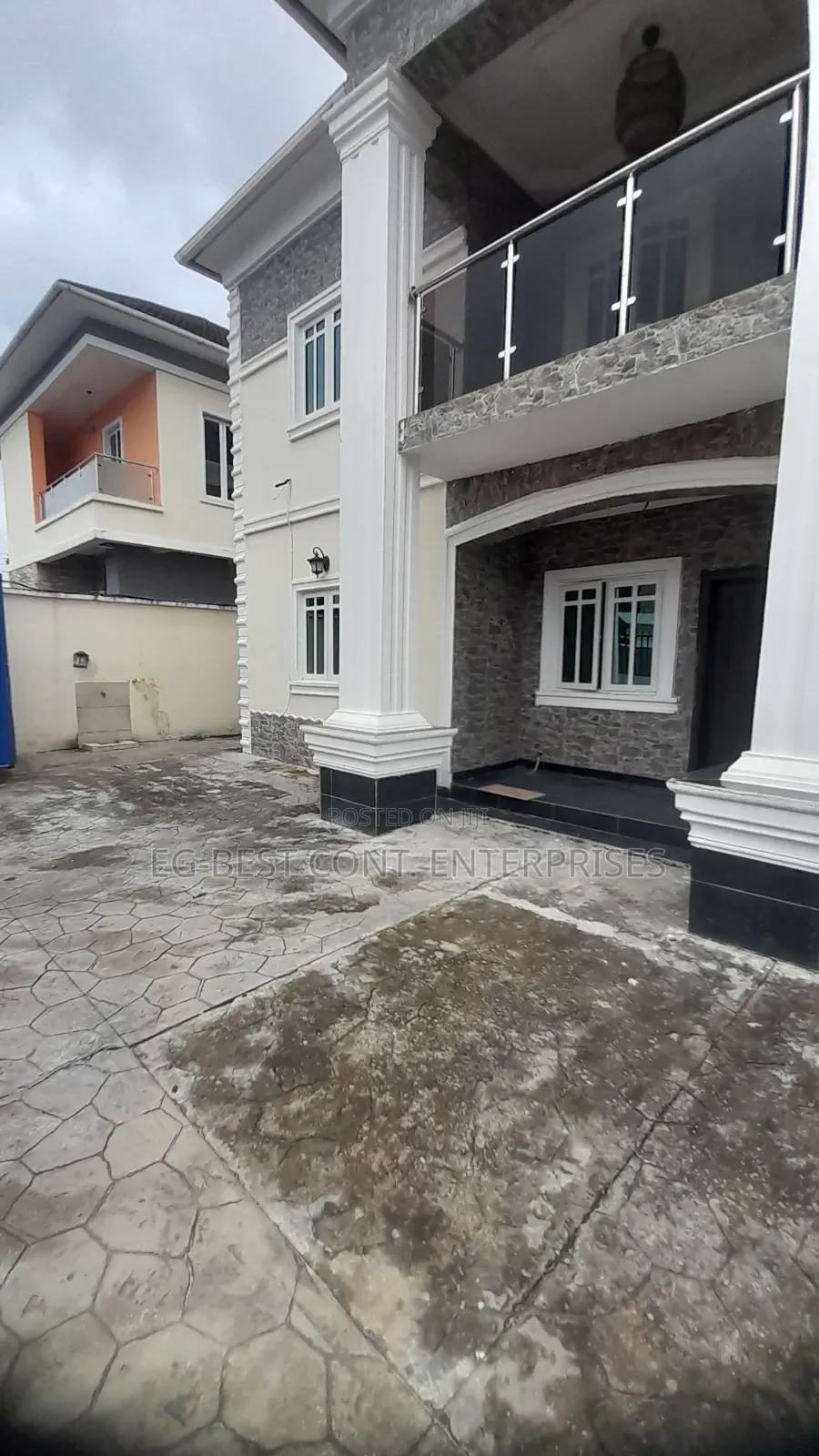 5bdrm Duplex in Blenco Road, Sangotedo for rent