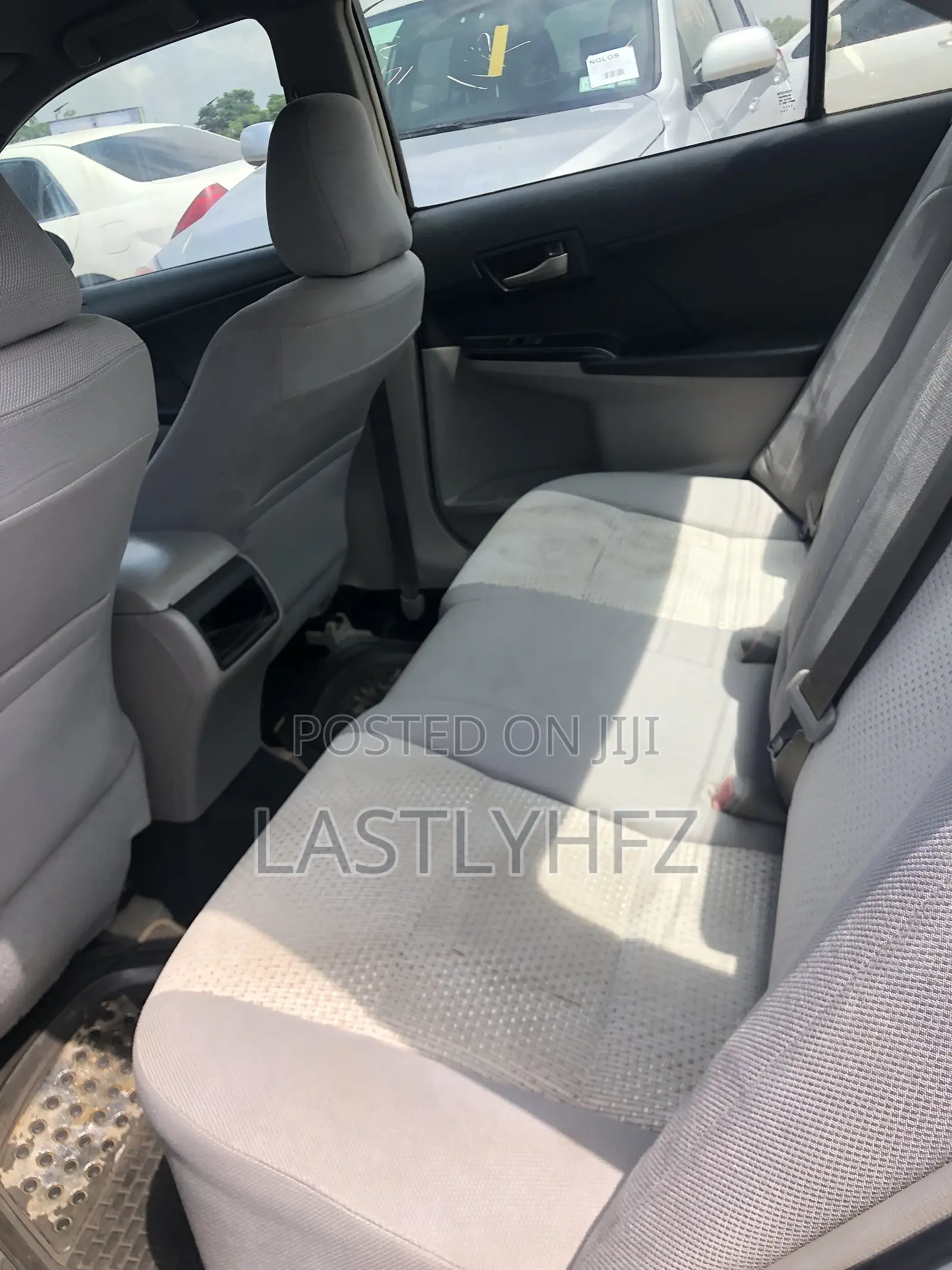 Toyota Camry 2012 Silver